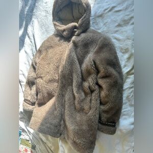 Vintage goose down faux fur Hansa Branta jacket by Stearns. Size M